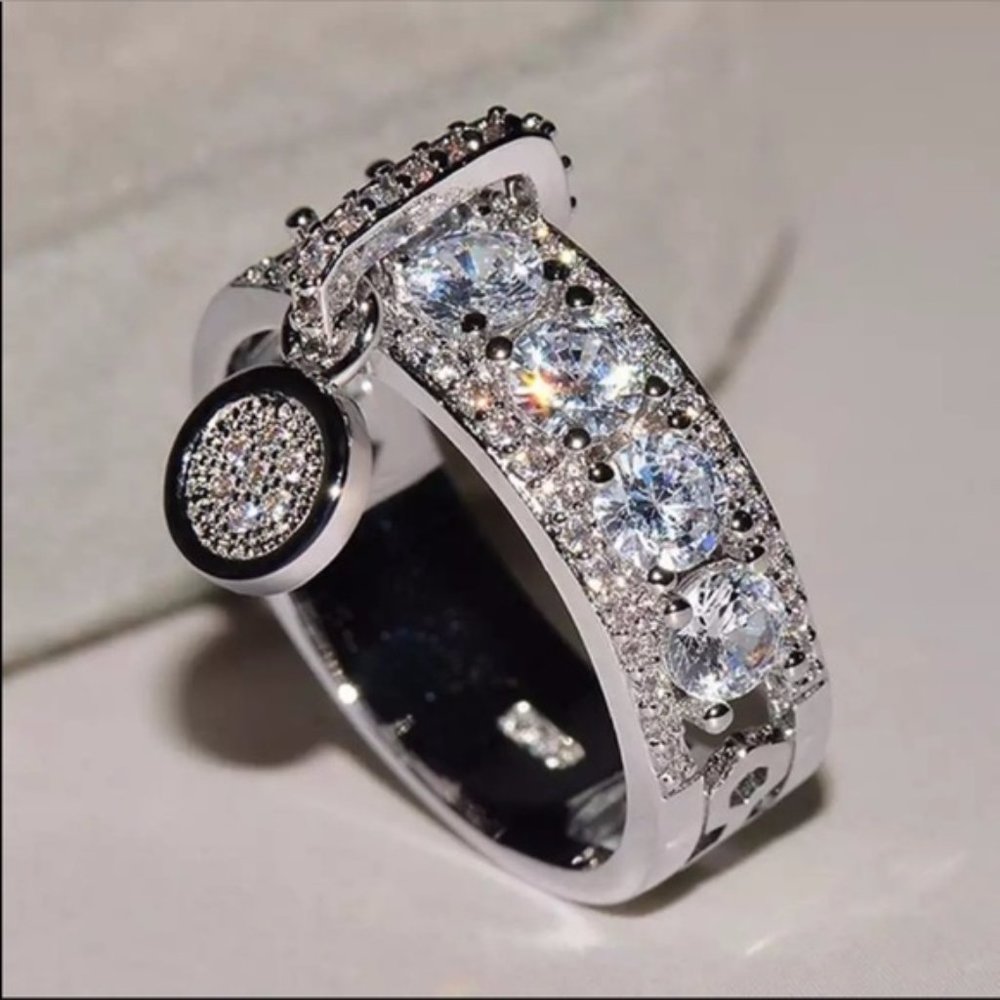 NEW LUXURY 925 SILVER DIAMOND RING - Picture 2 of 4